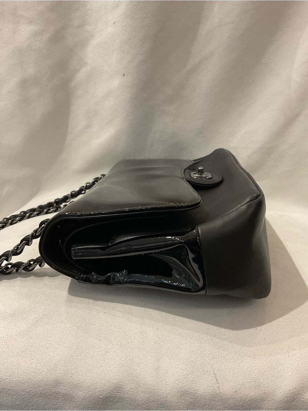 Chanel Bag - Picture 6 of 12